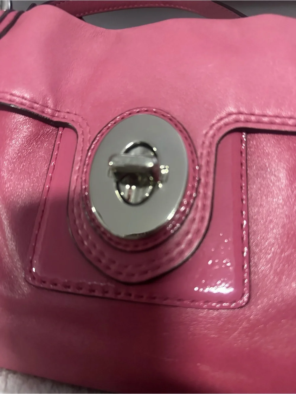 COACH PEYTON TURNLOCK CARRYALL/SATCHEL PURSE